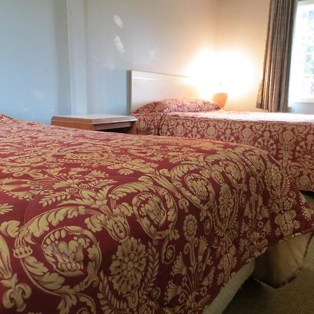Madison Suites Motel Портленд Экстерьер фото