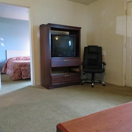Madison Suites Motel Портленд Экстерьер фото